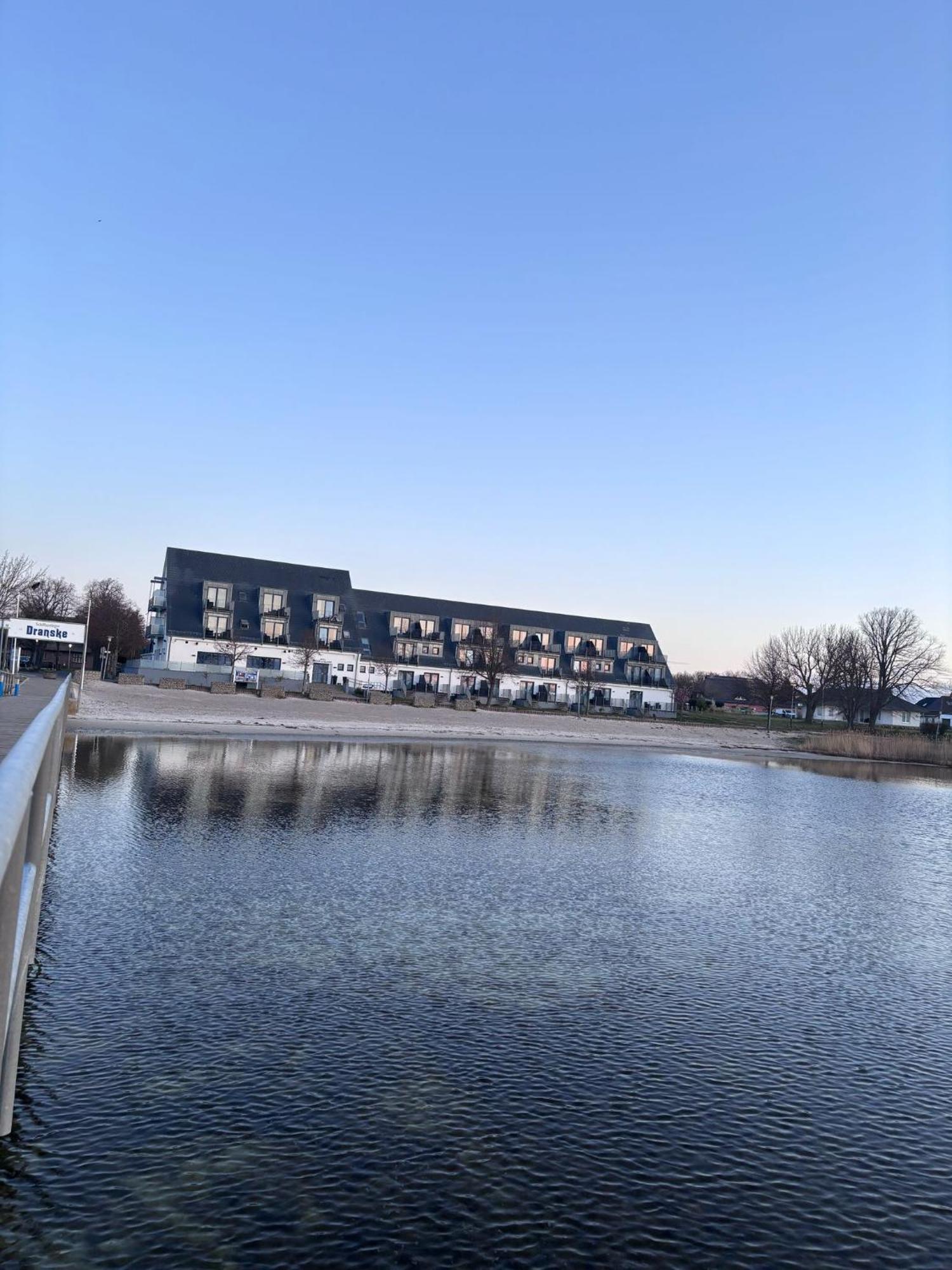App 2 Stylische Surfoase Am Wasser Dranske Exterior photo